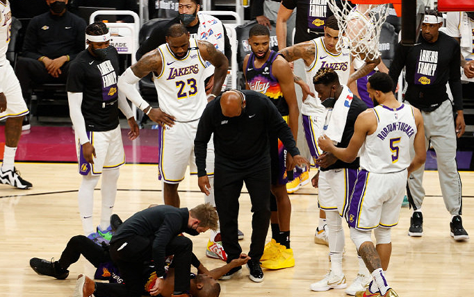 训练课后西班牙国家队备战NBA总决赛,外线爆发细节流出,球迷炸锅,医务组通报恢复的简单介绍 训练课后西班牙国家队备战NBA总决赛,外线爆发细节流出,球迷炸锅,医务组通报恢复的简单介绍