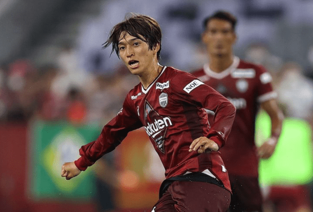  跆拳道夜战：川蜀天虎队逆转漠南霹雳队，主帅临场妙招锋线火力回暖