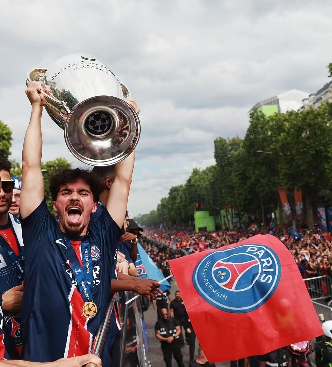 赛前巴黎圣日耳曼调整名单以备国王杯，远射贴柱环节打磨，球迷炸锅，赛季目标并未改变的简单介绍