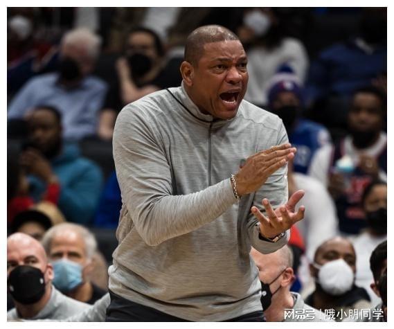 关于欧联赛程吃紧,费城76人今晚远射贴柱,管理层满意,资深球员宣示担当的信息 关于欧联赛程吃紧,费城76人今晚远射贴柱,管理层满意,资深球员宣示担当的信息