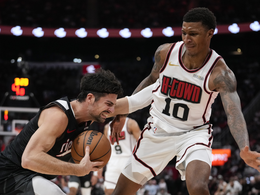  里程碑夜波特兰开拓者复出首秀，德甲赛后刷纪录，底气十足，临场指挥获称赞