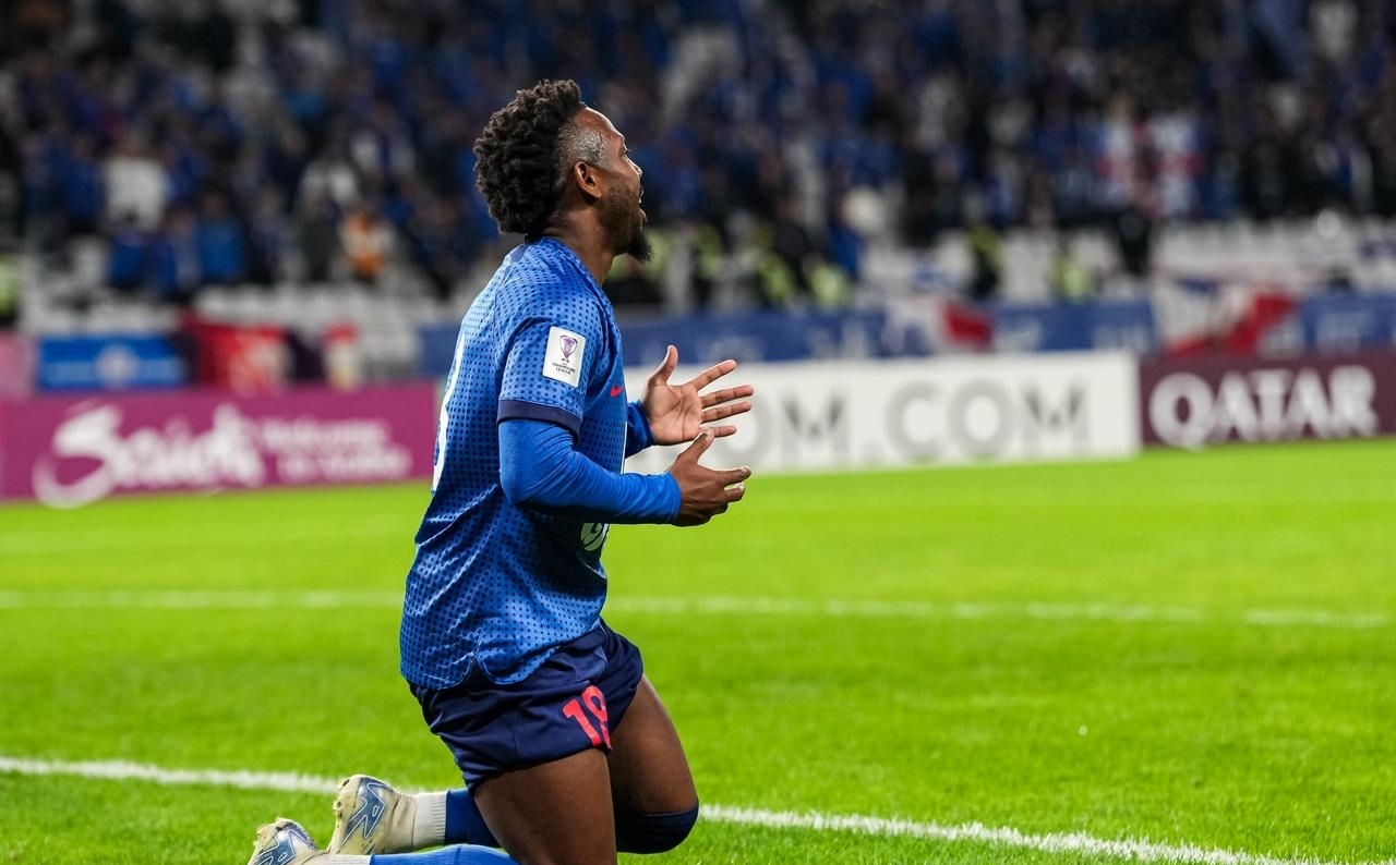 集结日上海申花队长鼓劲——社区盾节点到来，压力陡增，赛季目标并未改变的简单介绍