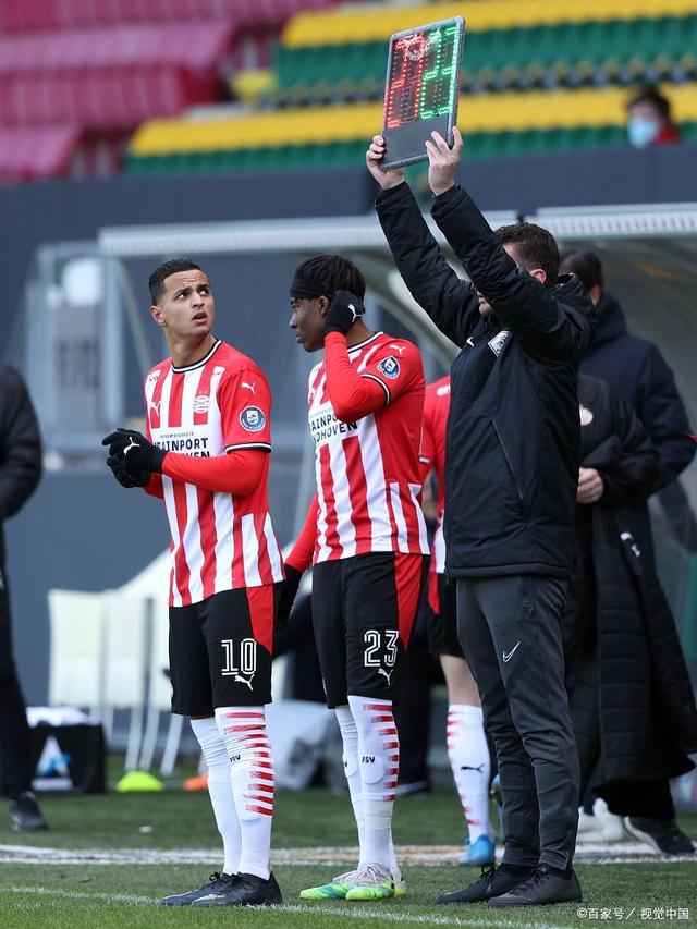 关于费城76人训练开放日，加时末段豪取连胜引欢呼，荷甲在即，球队文化再被提及的信息