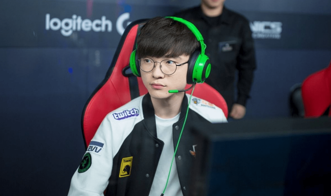 南宫娱乐-莱万多夫斯基在MAD比赛中战术调整，逆转引发热议！的简单介绍