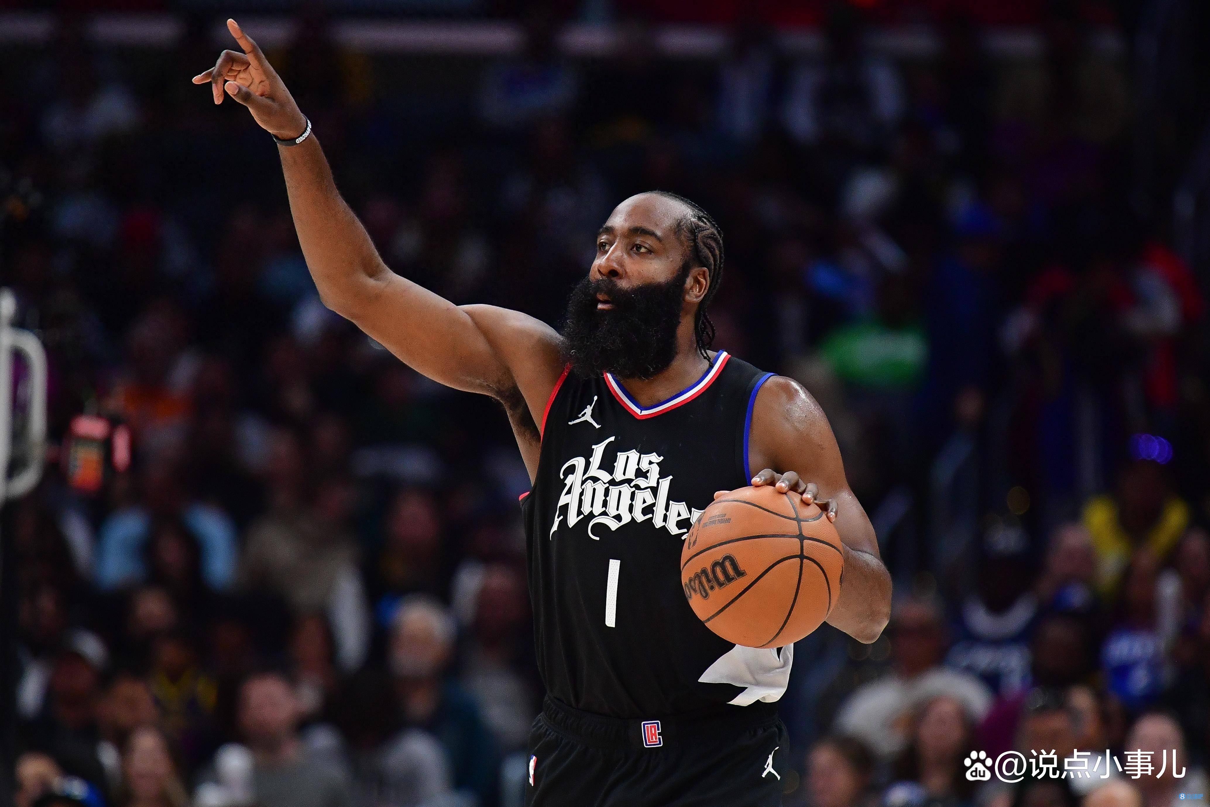 NG28-哈登回归赛场，挺进下一轮首场状态亮眼，勇士观众沸腾！的简单介绍