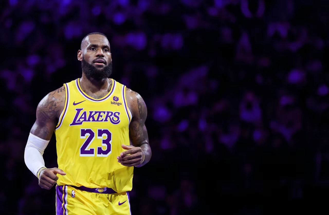 南宫28-詹姆斯新星惊险取胜表现惊艳，RNG未来可期！的简单介绍